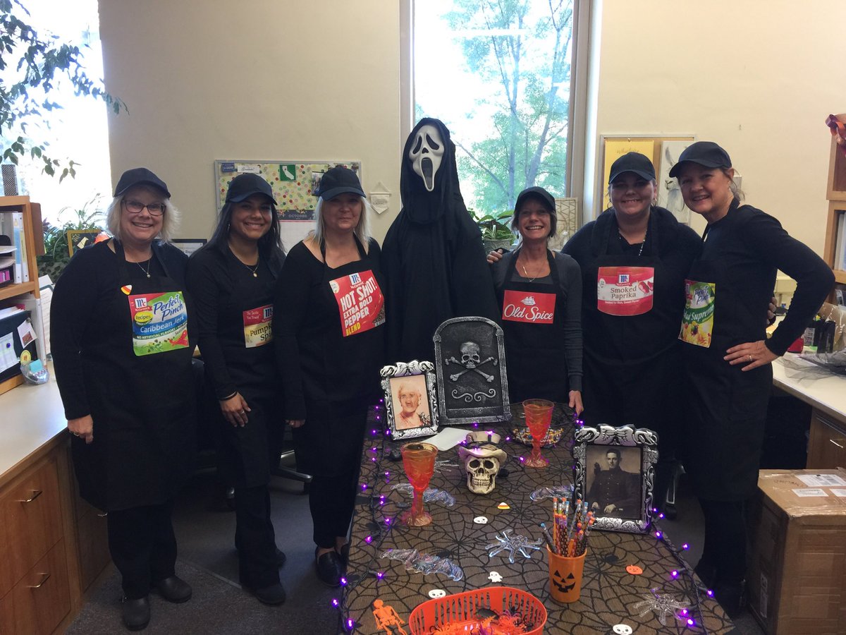 BCOEasp's tweet photo. BCOE Expanded Learning wishes everyone a Happy Halloween!  You got it...we are the Spice Girls! https://t.co/xc4jZRdLfy
