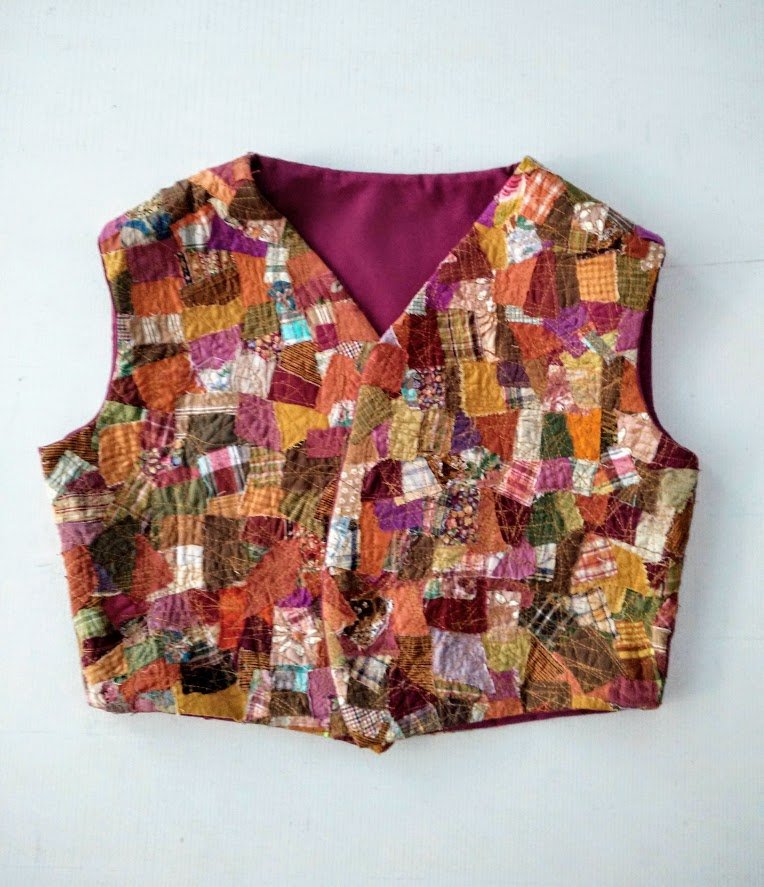 PriganArt's tweet photo. Lined Reversible Patchwork Vest Sewing Tutorial, PDF Tutorial, Instant Download
https://t.co/809vrjnJJU

  #buyremade #teamwerecreate #remakersfb #reuse #recreate #zerowaste #sewingclass #lifeskills #pdftutorials #sewingtutorials #PriganArt https://t.co/T4Y9oLNbyG