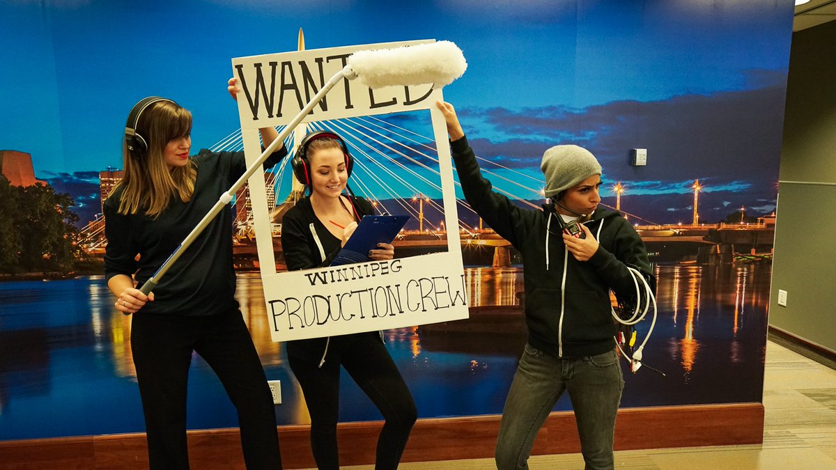 EDWinnipeg's tweet photo. At @EDWinnipeg &amp; @YesWinnipeg, we're so serious about attracting companies and skilled talent that even our #Halloween costumes are on message. 🎬🎥 #filmindustry #mbfilms #EconDev https://t.co/auQvsGtbNT