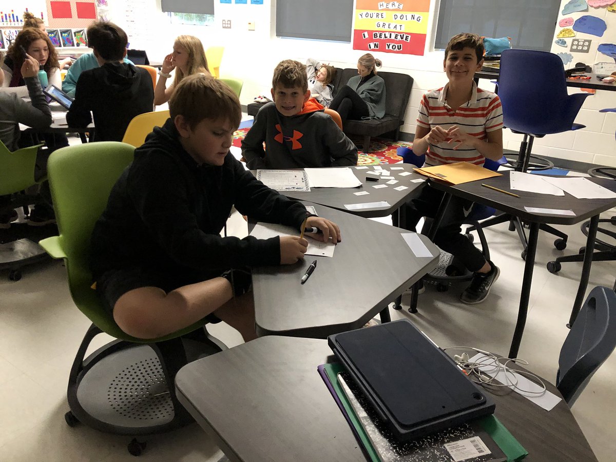 Mrs. Hawk tweet media