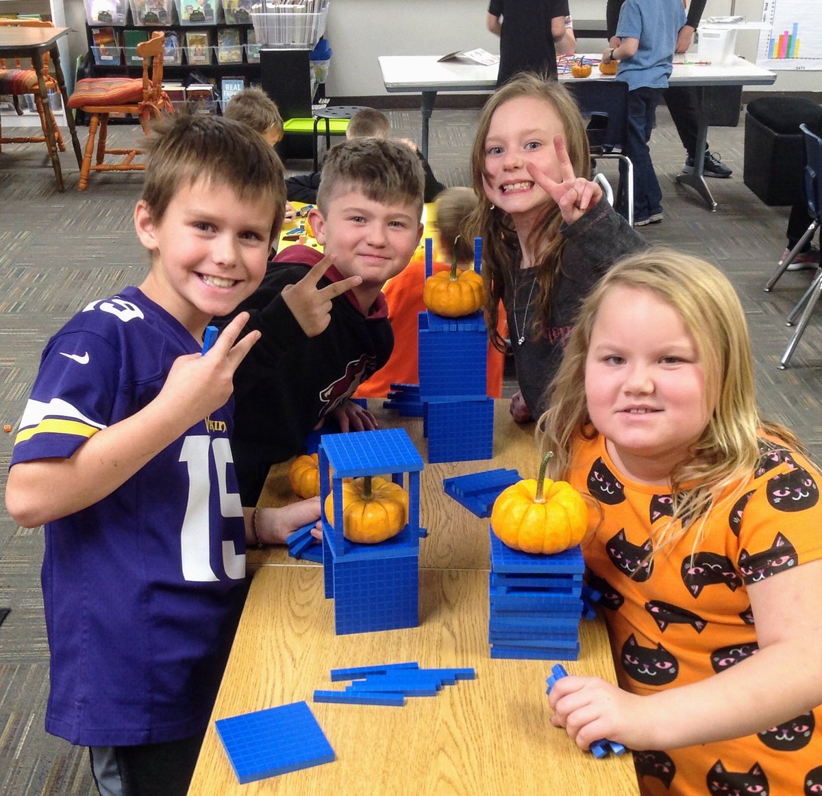 MissBurchill3rd's tweet photo. With pumpkins from @MyDaleyLife, we made structures from various materials. We had many creative ideas, both simple and complex. #PRASlearns #halloweenSTEM https://t.co/KpEfZp75MA