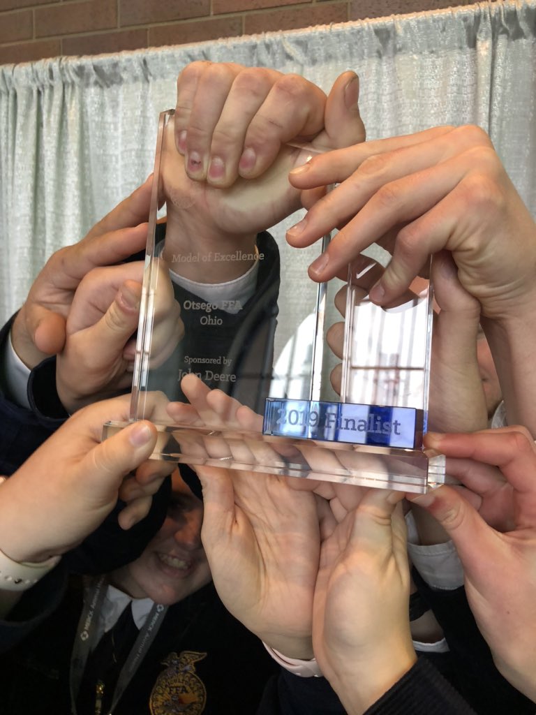 OtsegoFFA's tweet photo. Such an honor to be selected and awarded as a National Chapter Top Ten in the Nation - Models of Excellence. There are over 3,000 chapters in the nation #OtsegoKnights #PentaPride #FFA19 https://t.co/B6MdkZPuep