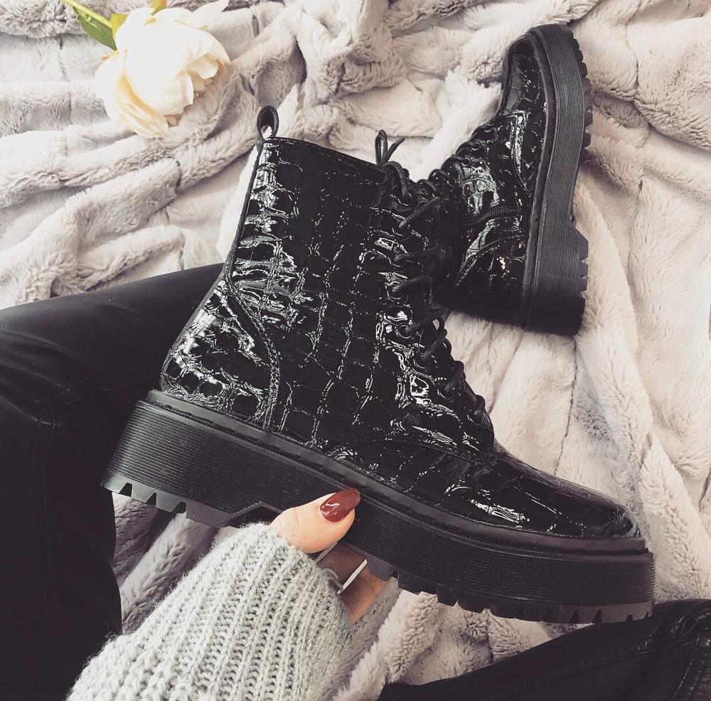 fearlesss_uk's tweet photo. How amazing are these brand new ‘Level Up’ black croc boots ?! 🔥🔥🔥 Use code FEARLESS20 at checkout to save 💕💕💕 hurry though, offer ends soon !  😍😍 Tap to shop ❤️❤️❤️ https://t.co/xwB7rQsNFD
