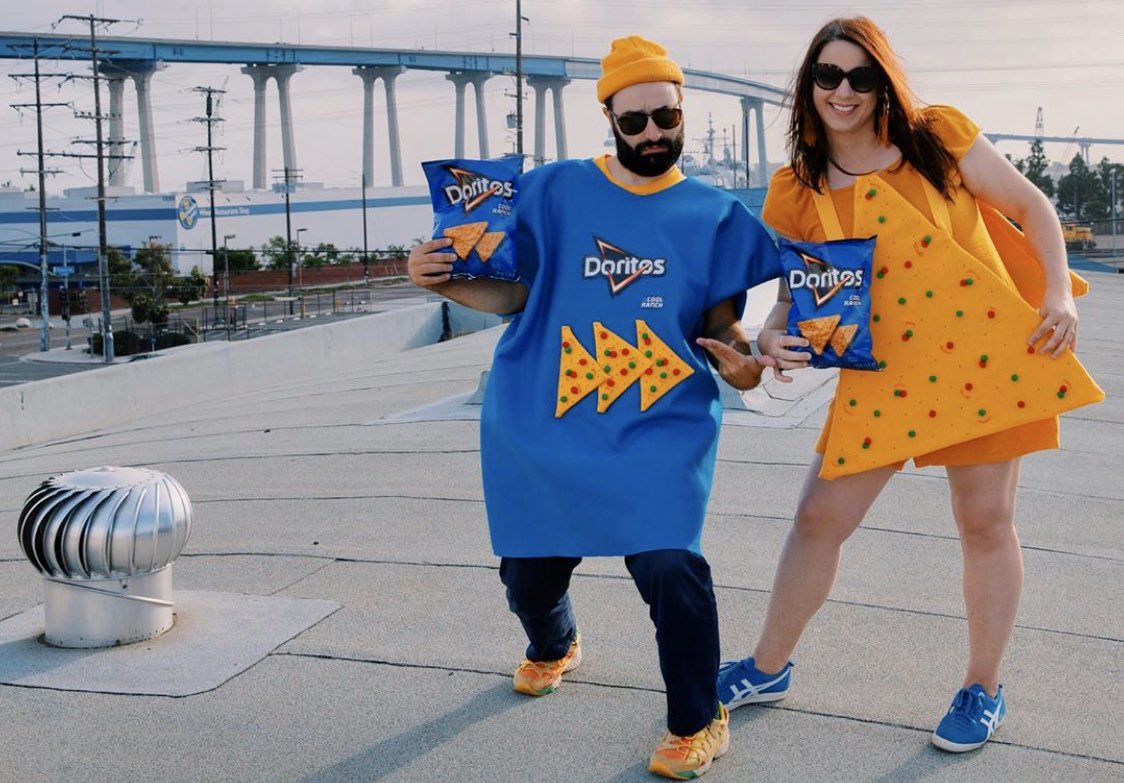 Doritos's tweet photo. US: Cool Ranch couldn’t get any cooler
THIS COUPLE:

(📷 @alannakkash @moniquethegeek) https://t.co/OkwWZjxYEr