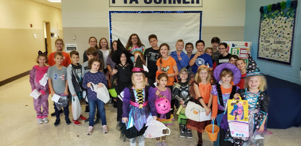 etheridger's tweet photo. Staff kid trick or treating was a blast!!  We love @meadowlarkws !! https://t.co/D3b8sbXDoO