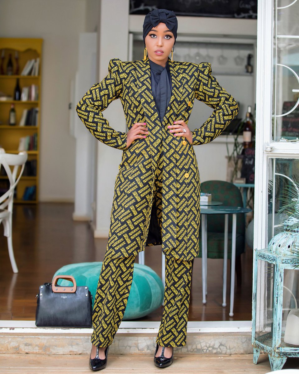 HouseOfIdil's tweet photo. #HouseofIdil #TwoFacedCollection #Hijabi #FashionDiaries #TwoFaced #Muslimahchamber #HOI #Muslimah #ModestFashion #Collection #EastAfrican #Formal #ModestyMovement #Mwave https://t.co/ir0fGMHc4J