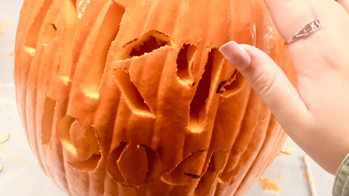 MarshallAKPsi's tweet photo. 🎃Happy Halloween from AKPsi🎃
💙💛💙💛💙💛💙💛💙💛💙 https://t.co/XYwq6TWLFA