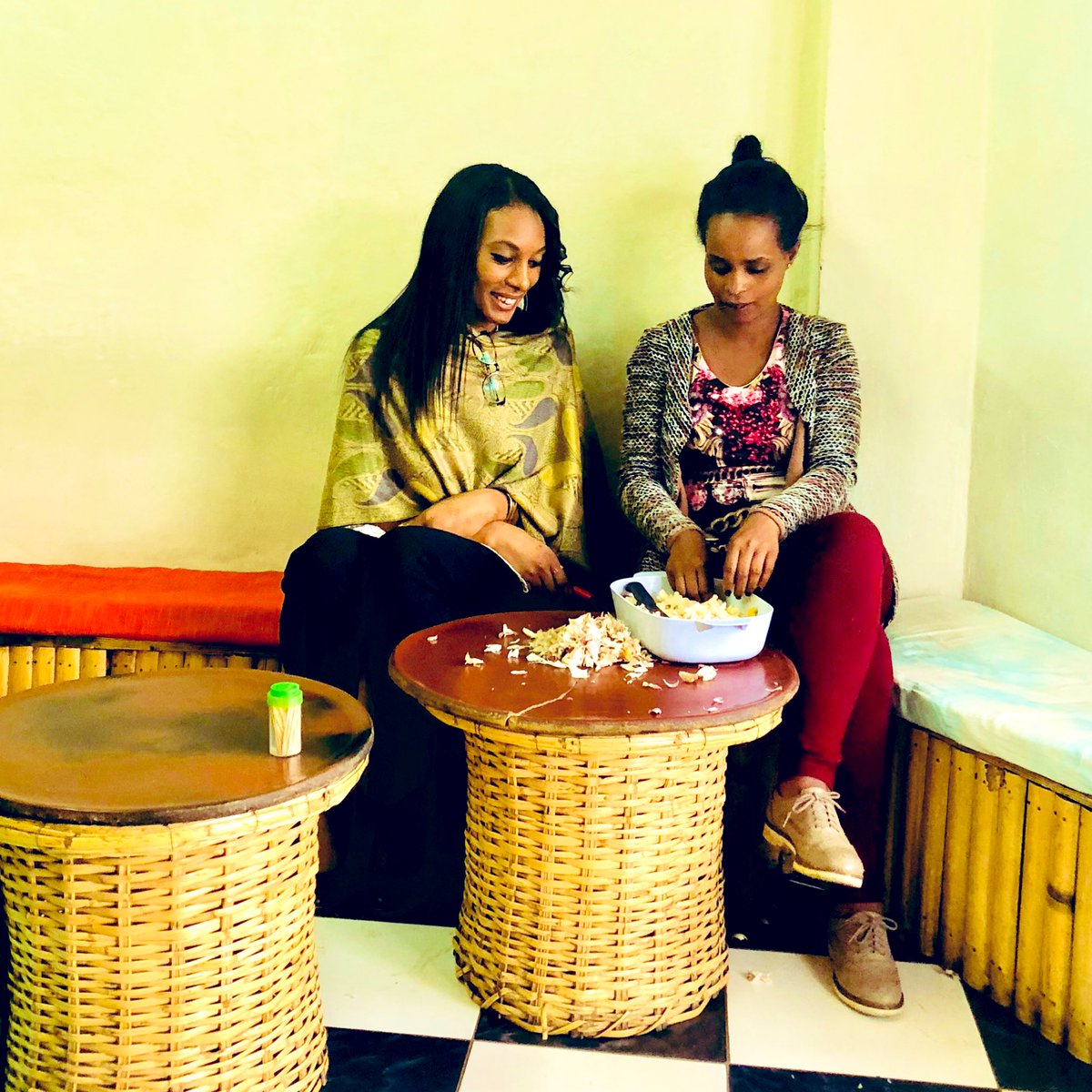 VerlaineDiane's tweet photo. #ThursdayLeadership💡
“The beautiful thing about learning is that no one can take it away from you.” B. B. King
📸: #AddisAbaba #Ethiopia https://t.co/fUviUorSxB