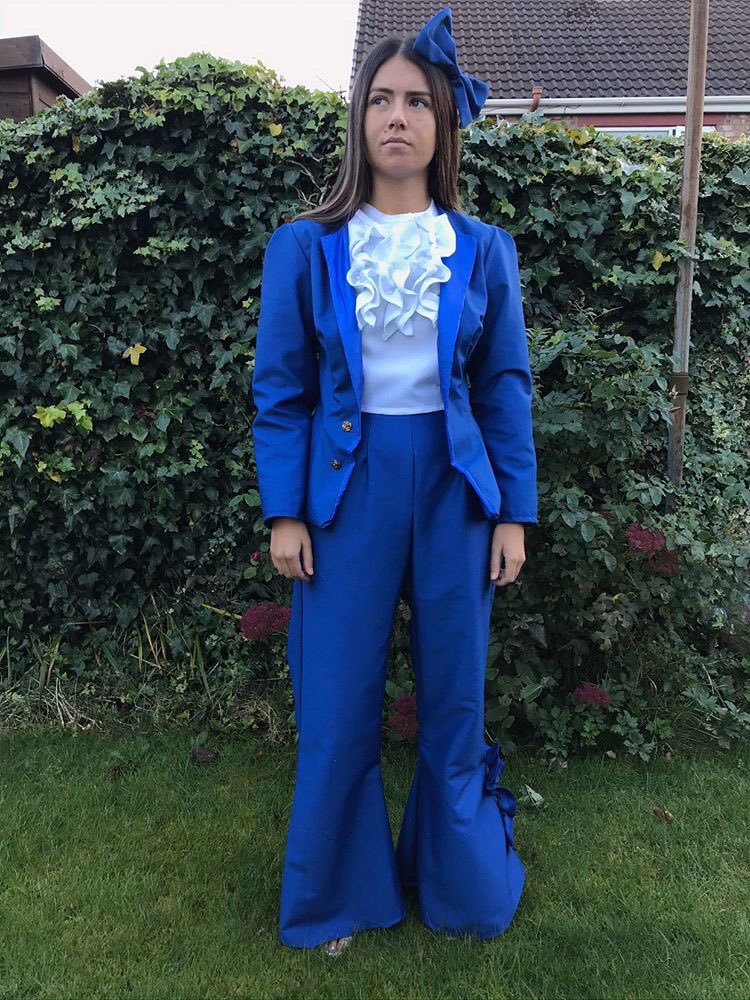 DeptFashion's tweet photo. interchangeable/transitional pieces- designed and manufactured by our @rose.sharples here @rainhillfashion โค๏ธ #transitonalfashion #interchangable #fashion #proudteacher #sewing #patterncutting #risingstar ๐ #mrscooksclan #rainhill6thform #rainhillhighschool #handmade #talent https://t.co/Px3V6yCjzP
