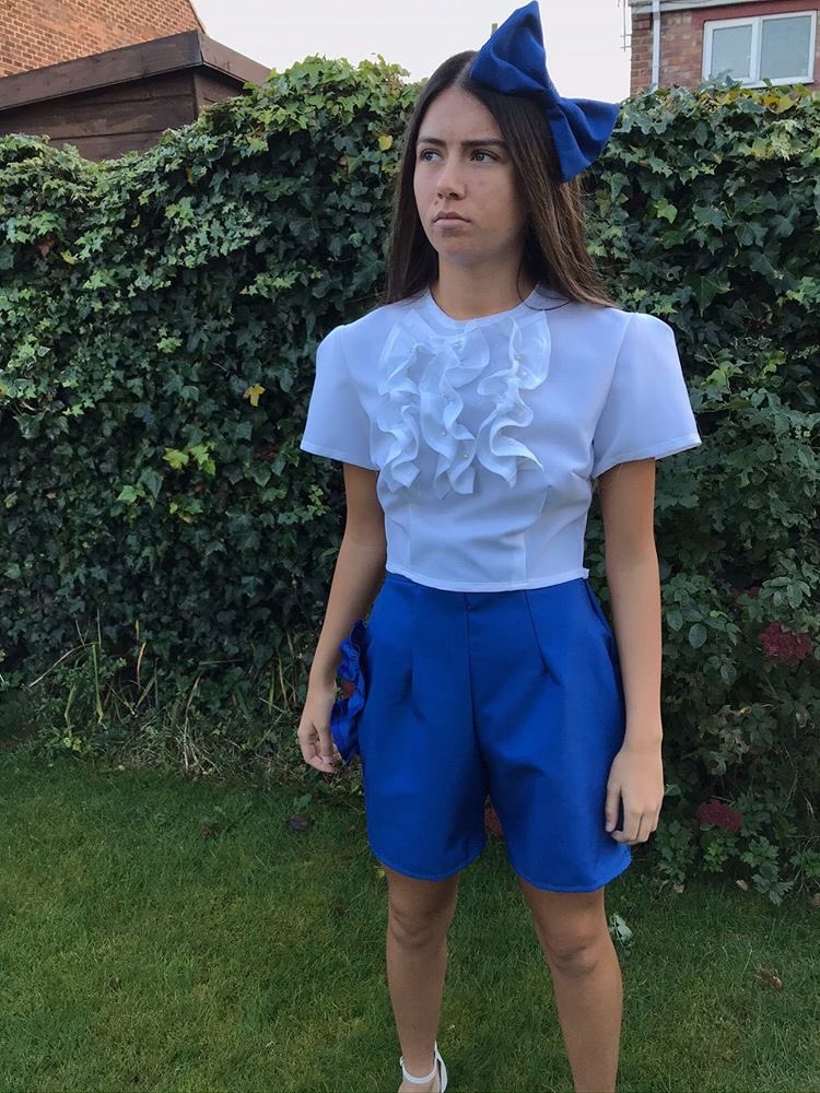 DeptFashion's tweet photo. interchangeable/transitional pieces- designed and manufactured by our @rose.sharples here @rainhillfashion โค๏ธ #transitonalfashion #interchangable #fashion #proudteacher #sewing #patterncutting #risingstar ๐ #mrscooksclan #rainhill6thform #rainhillhighschool #handmade #talent https://t.co/Px3V6yCjzP