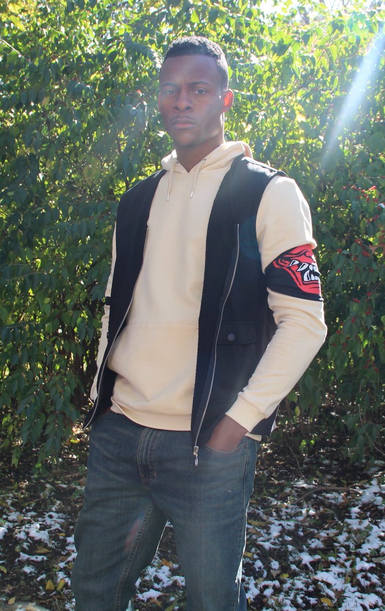 Red__Ronin's tweet image. Sharp as the finest blade. 👹 #bladeaddict #knives #coldsteel #blades