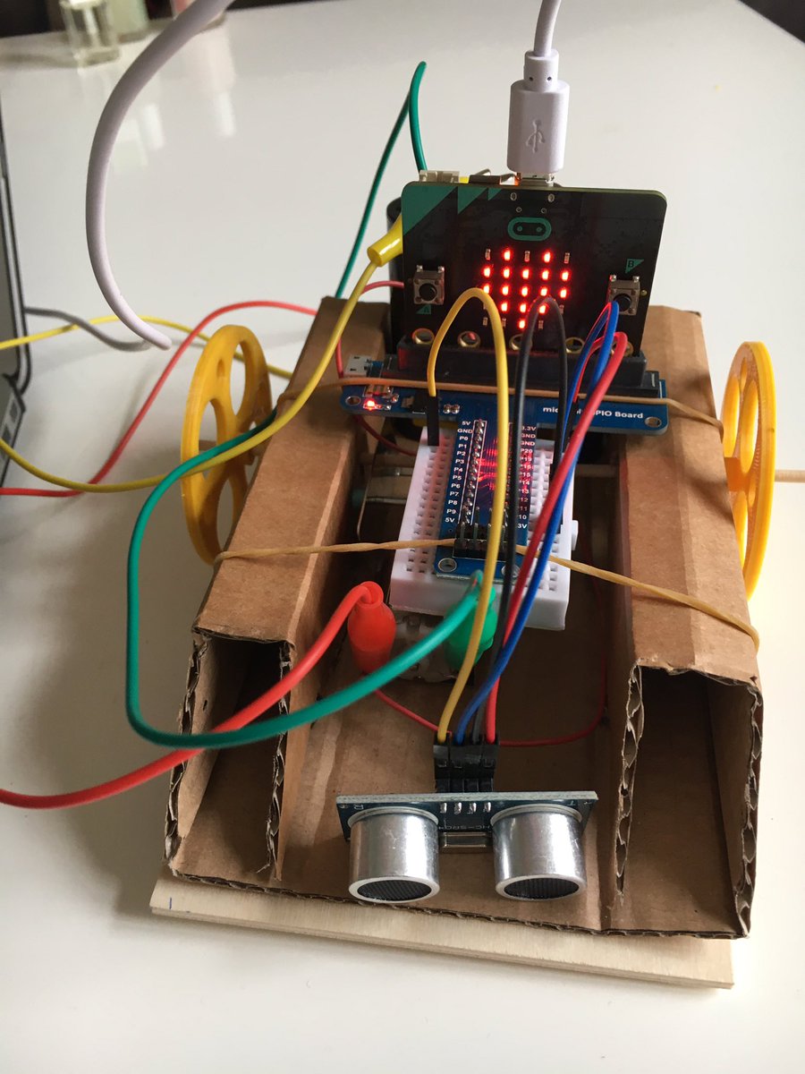 i2form's tweet image. Initiation à la robotique par I2FORM : électricité, mécanique, engrenages, structures mouvantes, assemblage et programmation n’ont plus de secrets pour nos jeunes stagiaires.
I2FORM partenaire de la Cité des Sciences et de l’Industrie pour les Stages de Sciences.
#I2FORM.