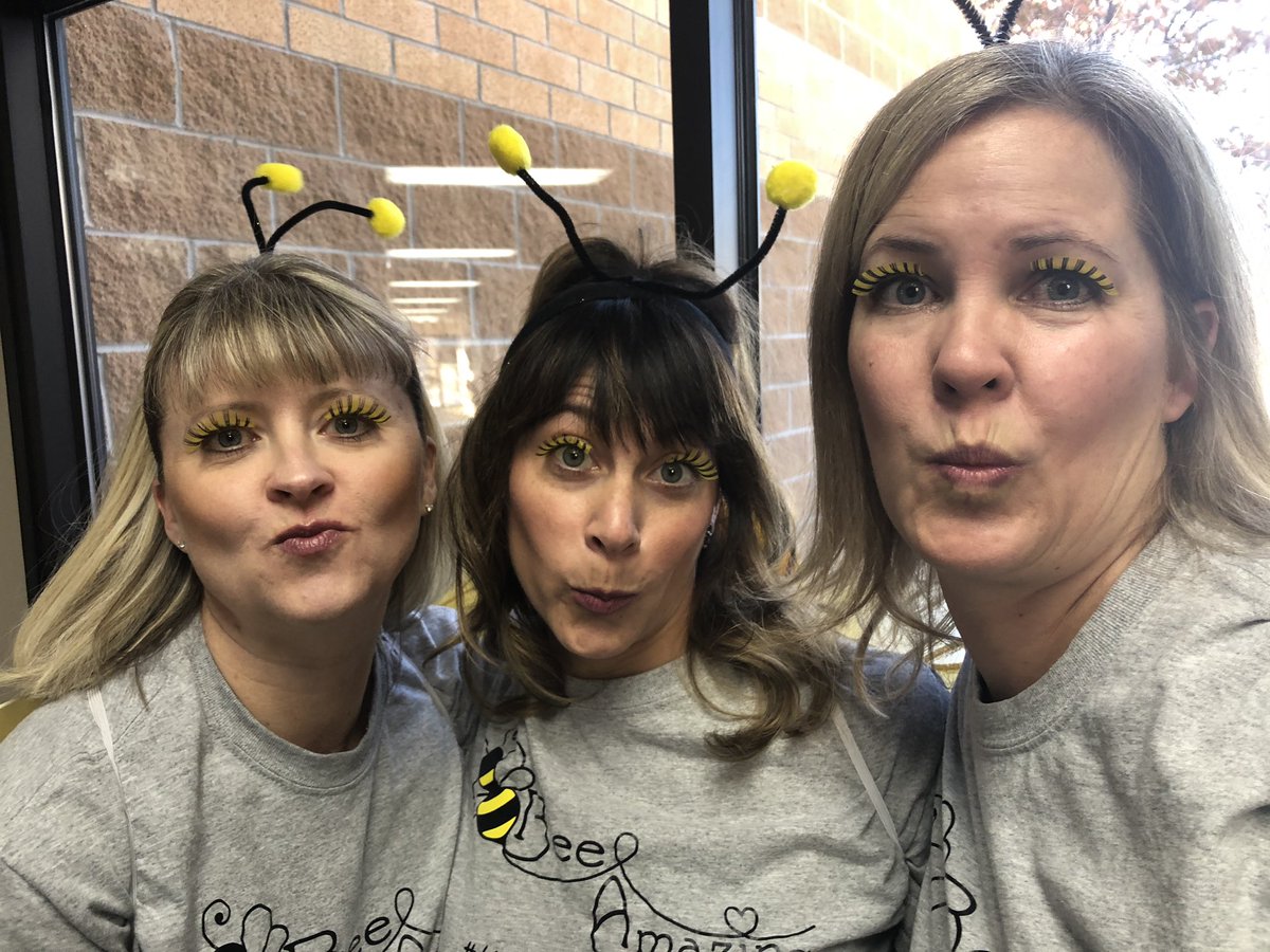 clparkerteacher's tweet photo. Just “buzzing around” in Kindergarten! #fve #halloween2019 #halloweencostume #loveoureyelashes https://t.co/O97OgZYLoM