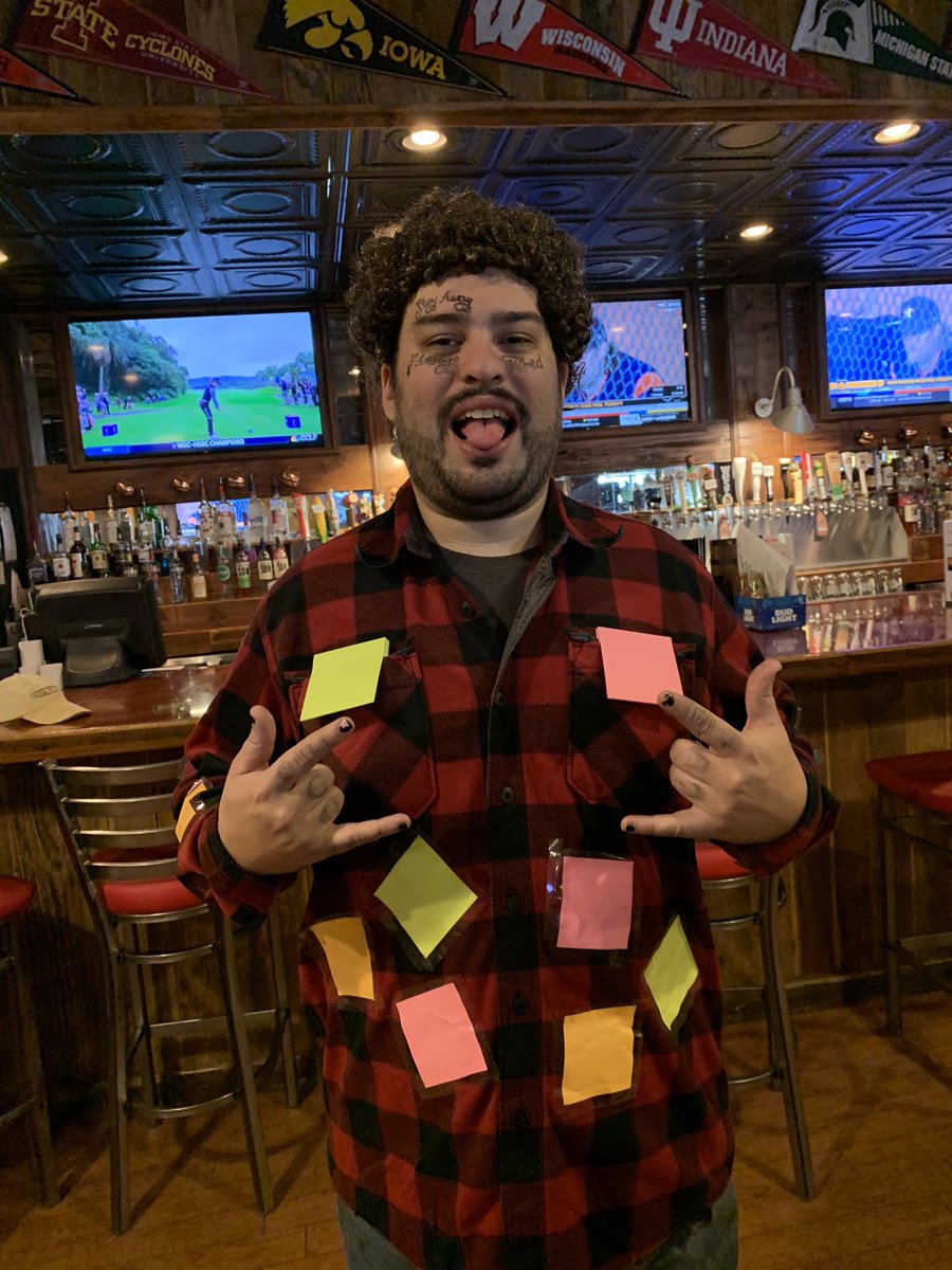 kennyedit's tweet photo. #PostItMalone here in #DesMoijes. #PeteStorm is gearing up for a wild weekend! The grassroots energy for #PeteButtigieg is nuts... and awesome!
POST IT MALONE FTW https://t.co/HPa1ydLmcW