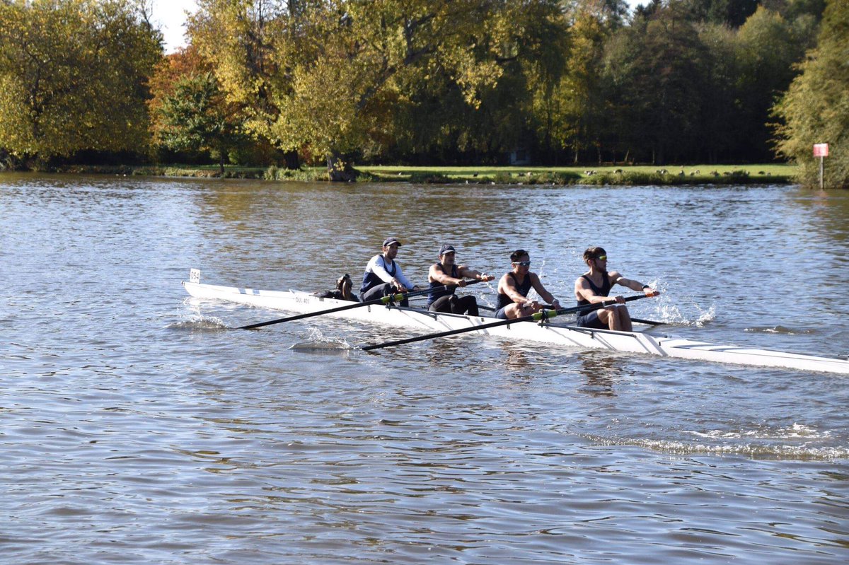 OULightweights's tweet photo. Upper Thames Autumn Head was graced with sunshine as the squad had good performances across the board including wins for the 4+ and 4- #oxford #darkblue #pothunting #headseason https://t.co/pjgaByT0uA