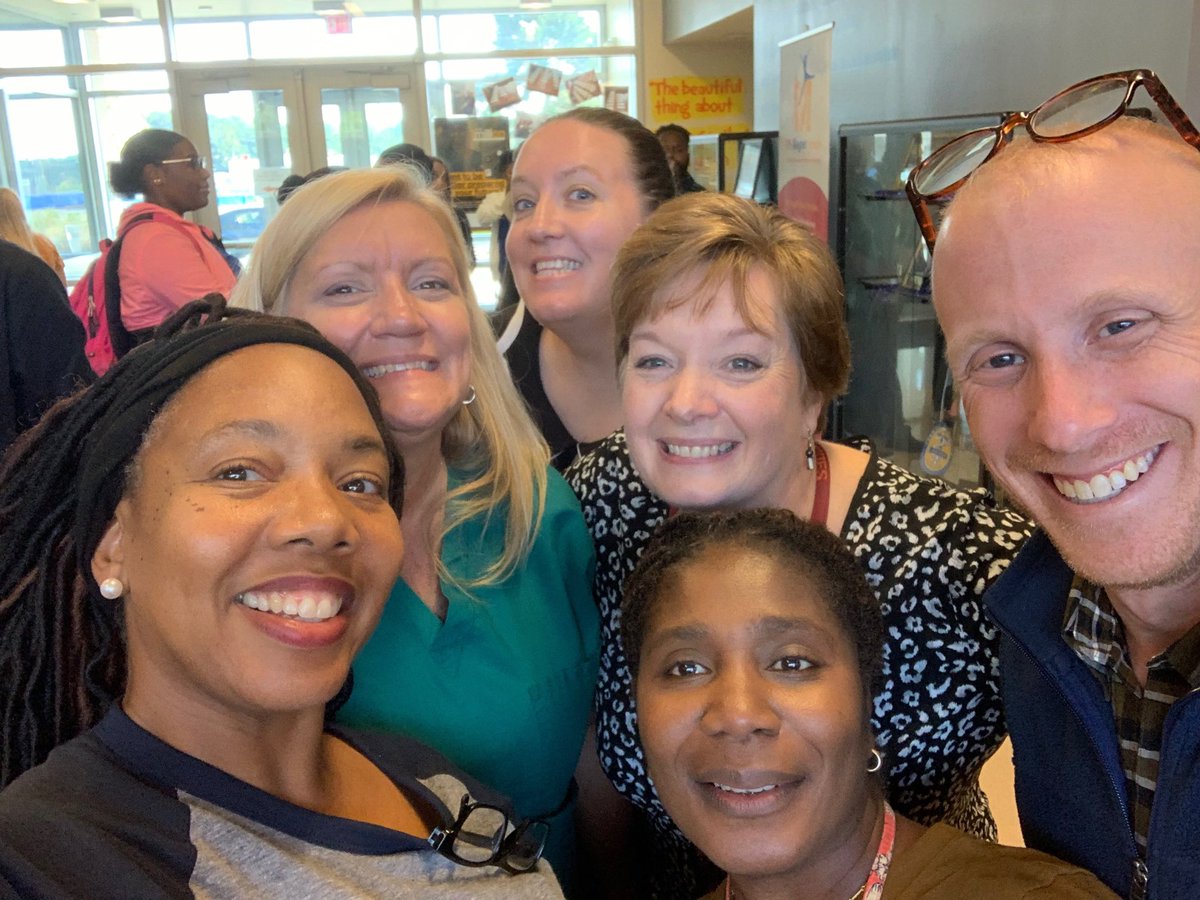 alyciaworthy08's tweet photo. Staff is all smiles celebrating the announcement of ⁦@LJackieT⁩ as DPS Principal of the Year! #WeareCMA #Wearepartofthestartinglineup #CTEandSciencecolleagues #CMAwhereeverybodyissomebody @MRussellRN⁩ ⁦@ChemCma⁩ ⁦@RenitaGJordan⁩ https://t.co/DC7pqSa52d
