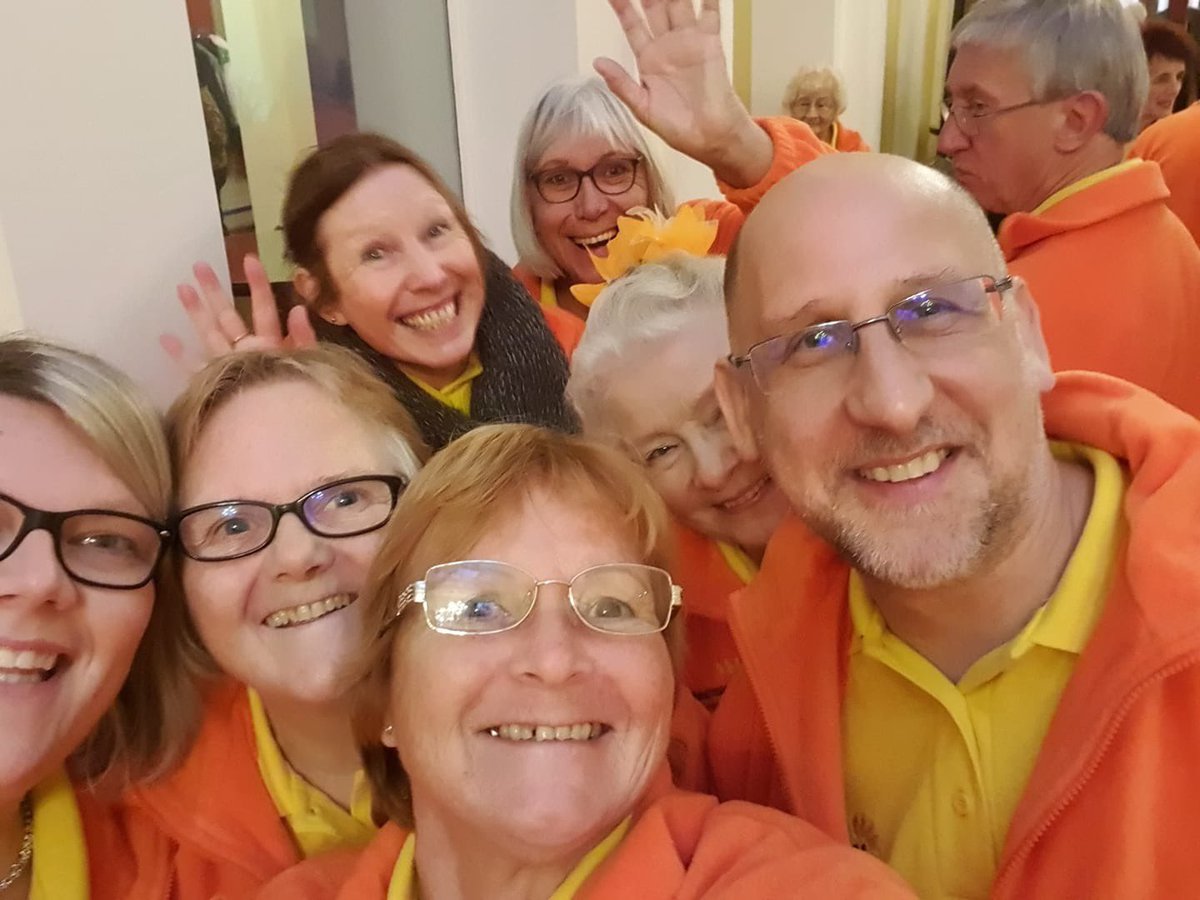Such a joy to sing for the delegates <a href="/MountbattenIW/">Mountbatten Isle of Wight</a> conference 💛🌻🎵 #mountconf19 #ourcommunity #strongertogether <a href="/FraserSimpson1/">Fraser Simpson</a>