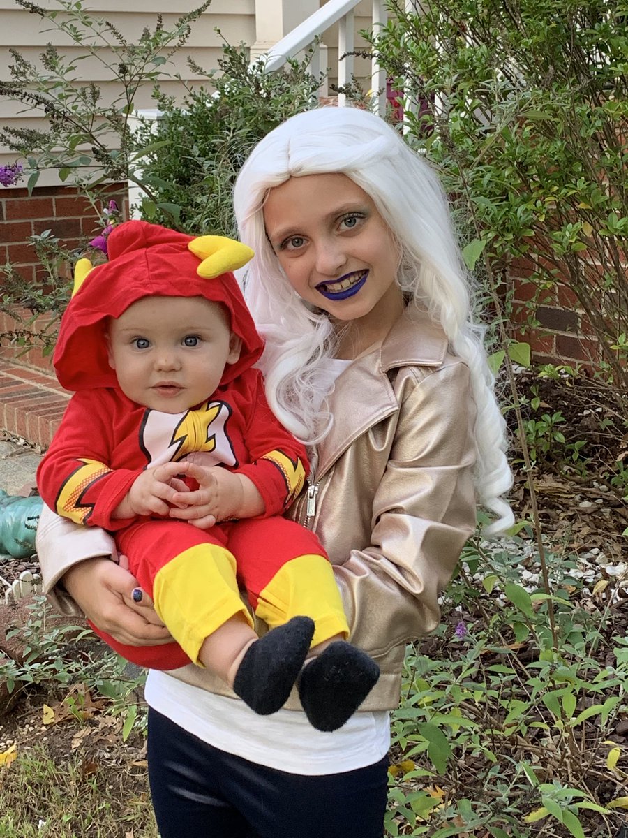 ghostbat68's tweet photo. Killer Frost and the Flash are out fighting crime! #CWHalloween #cwflash #cwkillerfrost โฆ@CW_TheFlashโฉ โฆ@CwKillerFrostโฉ #halloween2019 https://t.co/xuhLuL99rV