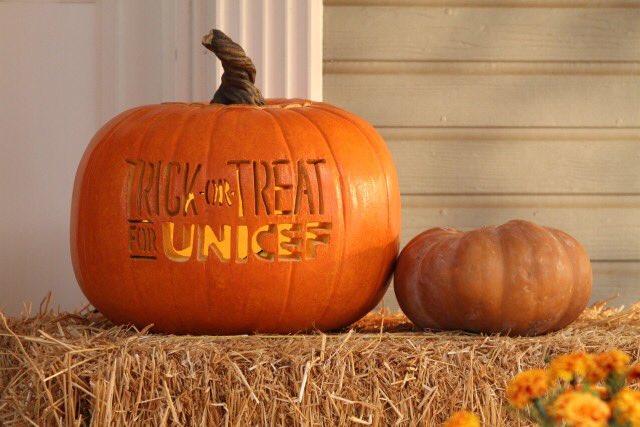 Happy Halloween!

Thank you <a href="/UNICEFcanada/">UNICEF Canada</a> for your dedication to HIV &amp; AIDS awareness and treatment.  

bit.ly/Secrete_UNICEF

#trickortreatforunicef

Nov 27 - Dec 1
bit.ly/SecreteTix 
Mature themes

ASL: Nov 29, 8pm
VocalEye: Nov 30, 2pm

#secreteplay #hiv #aids #unicef