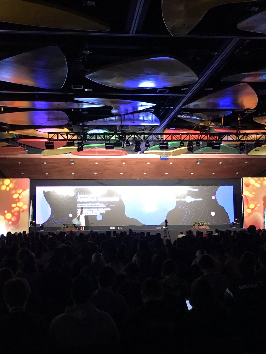 En #ILA19MED. Todos los años es una gran ocasión de aprendizaje y encuentro con colegas de #innovación y #diseño de todo Latinoamérica. @ILA19Medellin