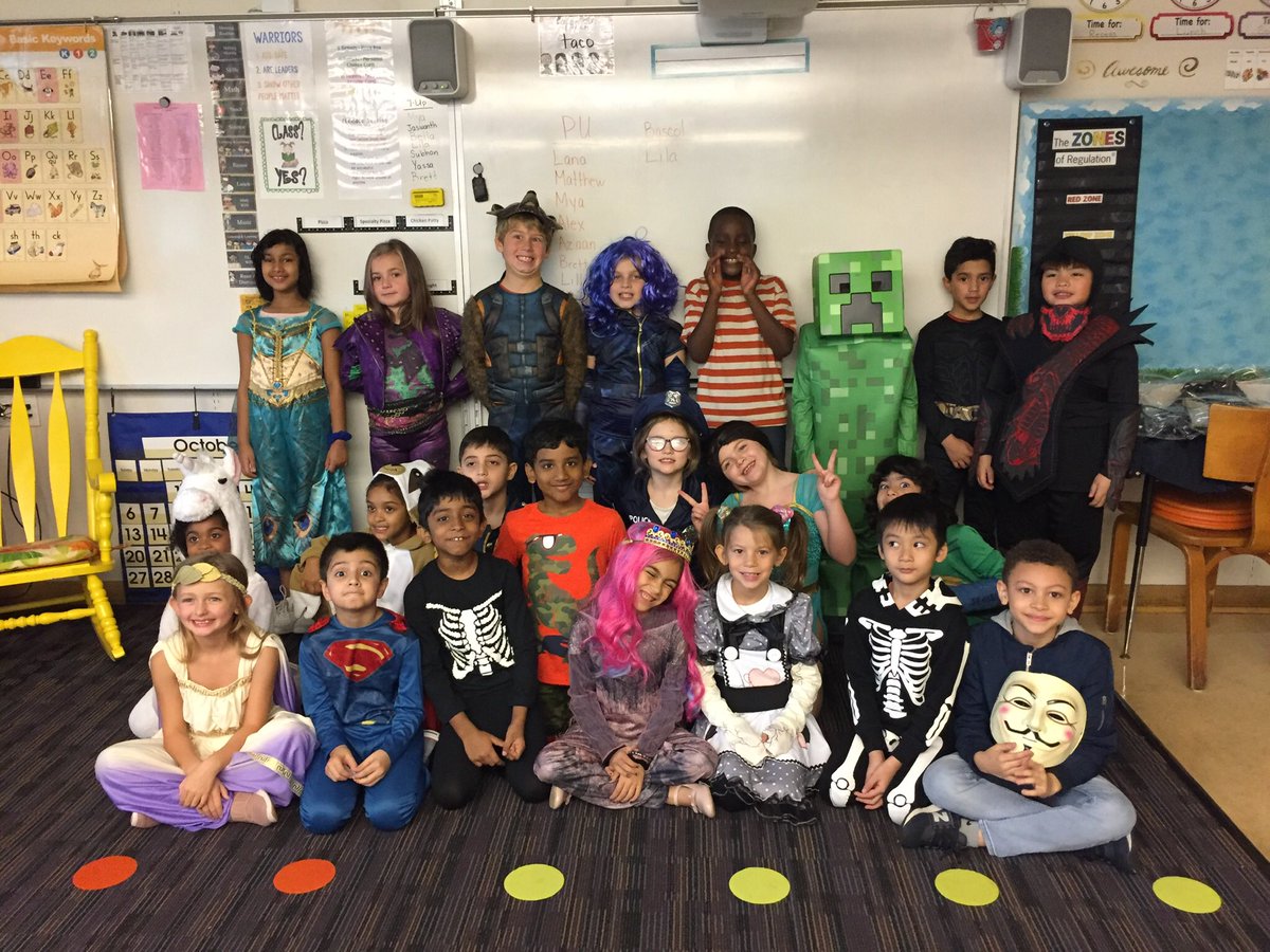 hunter2ndnpe's tweet image. Happy Halloween! Some interesting thoughts about what my soctume should be! 😂