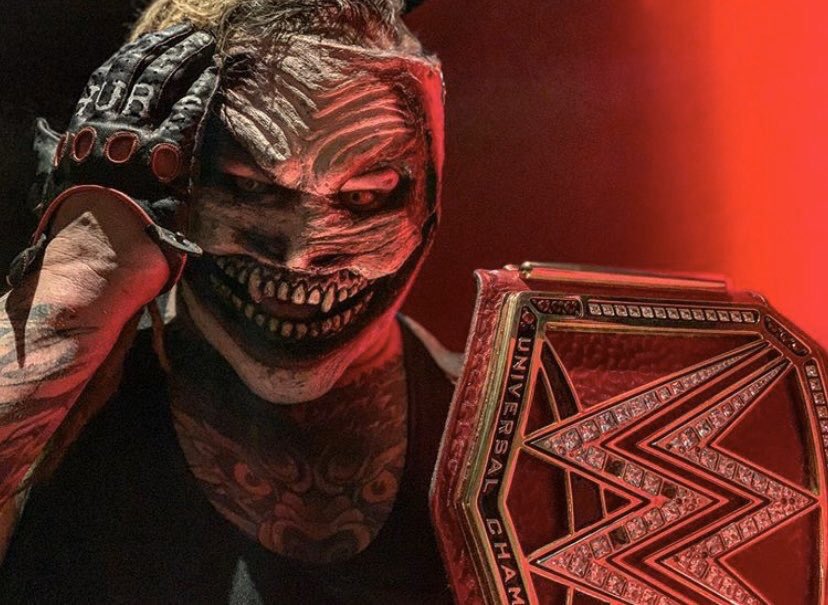 echoesofleo_'s tweet photo. FINALLY, THE INEVITABLE: “THE FIEND” BRAY WYATT IS THE NEWWWWW UNIVERSAL CHAMPION! WHAT A CRAZY MATCH, WHAT A MOMENT! #TheFiend RULL THE EARTH. ❤️🖤🙌🏼 @WWEBrayWyatt #WWECrownJewel https://t.co/yKTjxeb6w6