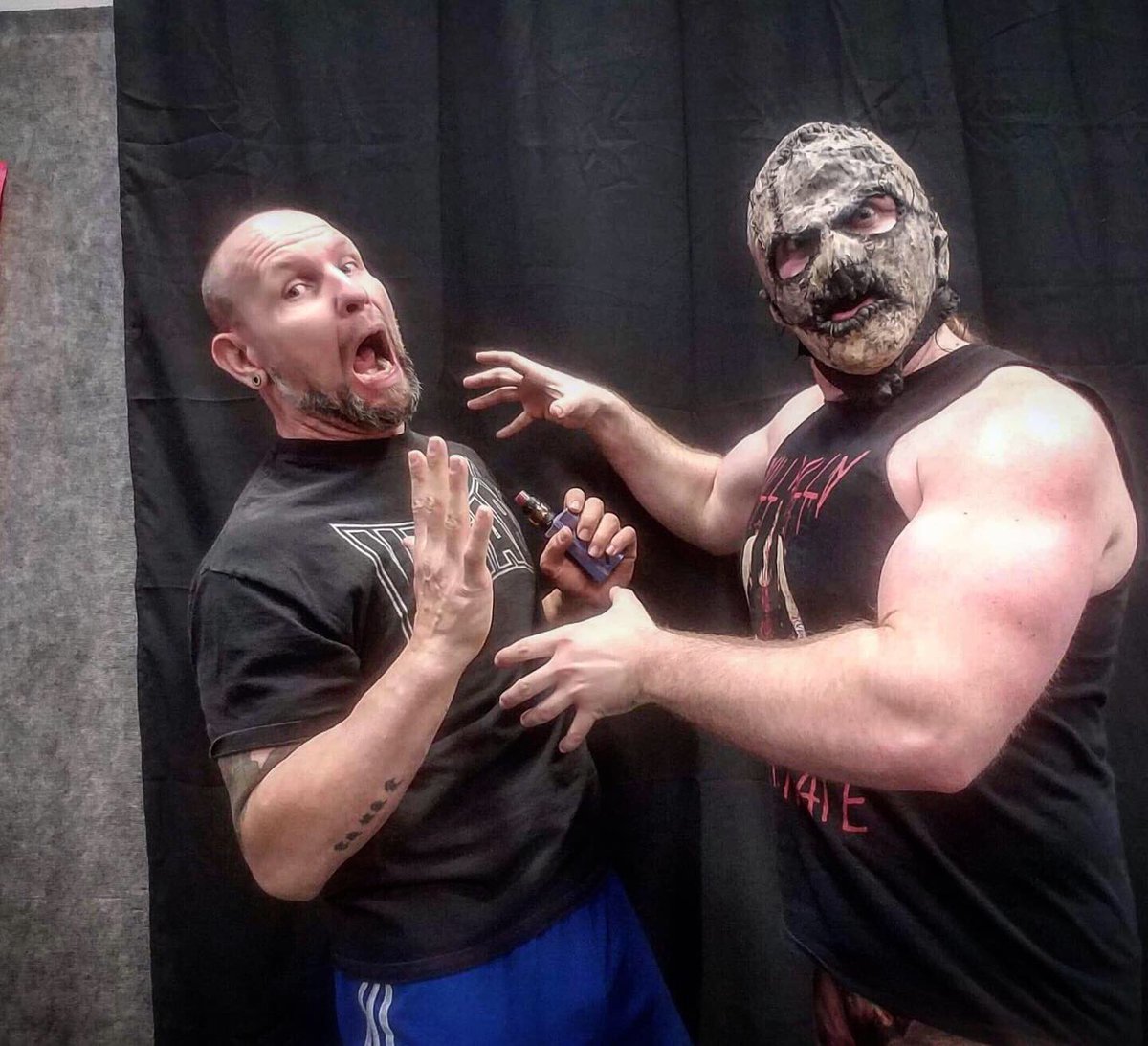 evil_n8tehewitt's tweet photo. Couldn’t think of a better way to spend Halloween than by having @CodyFnHawk kicking the killbilly‘s ass in the ring.
Thank you again for your time & advice sir.
#evilnate #killbilly #codyhawk #codyfnhawk #wrestle #wrestler #wrestling #training #professionalwrestling https://t.co/tRAmYYWPHj