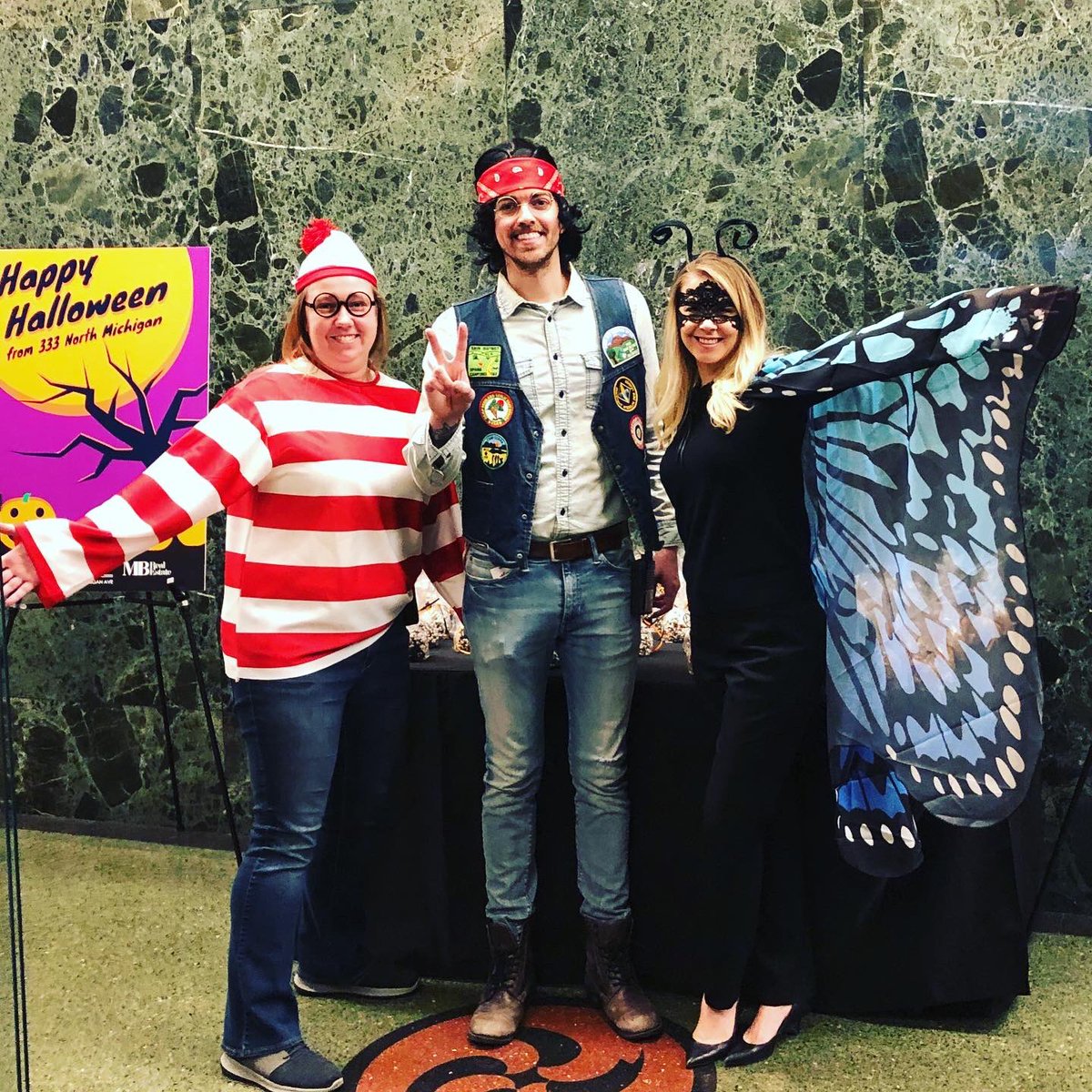 333NMichigan's tweet photo. Happy Halloween from 333! Caramel apples, tarot card readings, trick-or-treating, and a costume contest. It’s the most spooktacular time of year! #333nmichigan https://t.co/eeN7Up8tWH