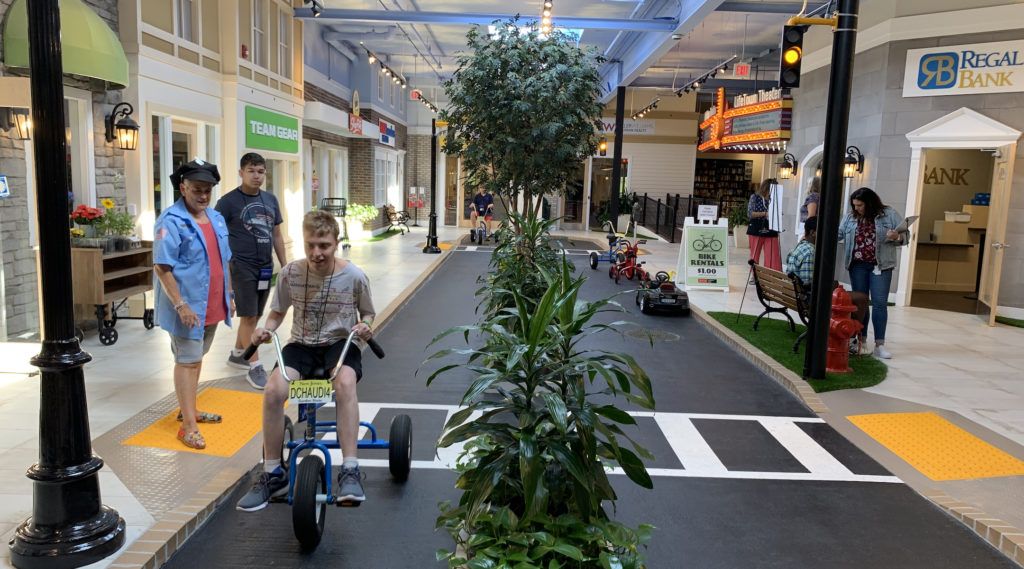 JTAnews's tweet photo. A Chabad couple in New Jersey built an immersive village for kids with autism https://t.co/GngSZgSQ7e https://t.co/XXrX9ztHTK