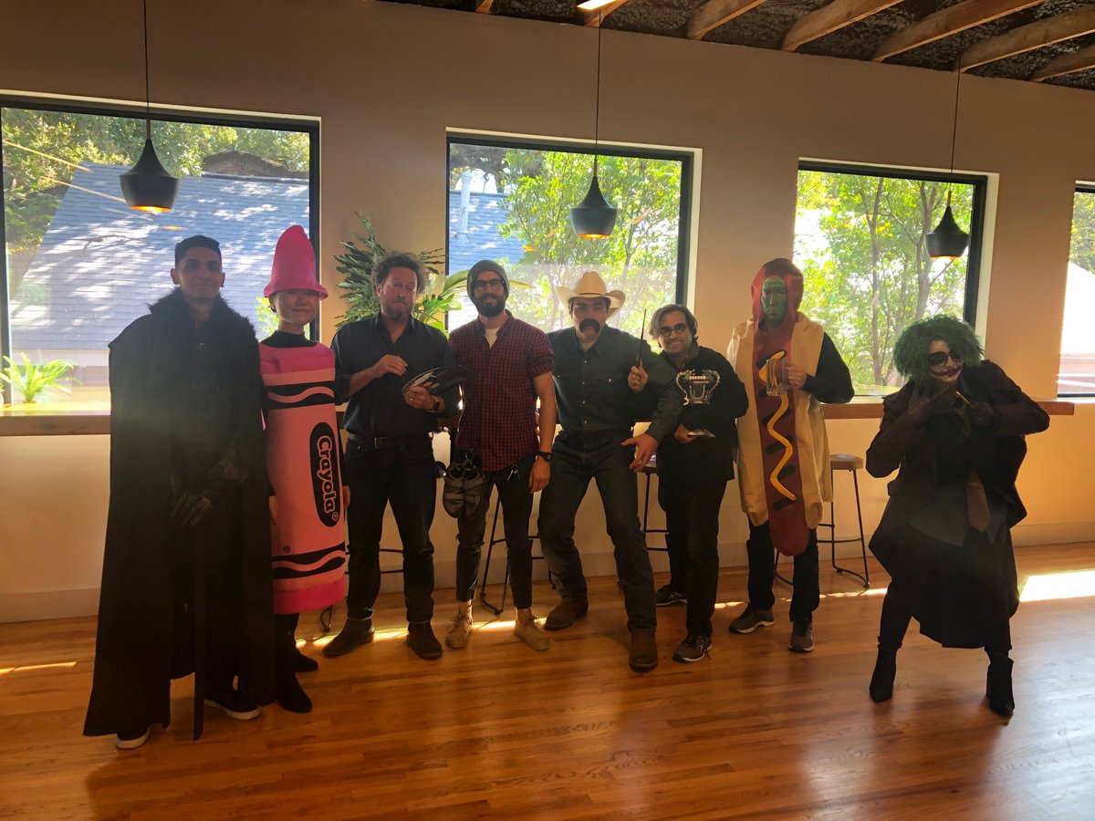 qcue's tweet photo. Today we had some Halloween fun in the Qcue office... a SpooQy day ! https://t.co/ohiqmQoU0B