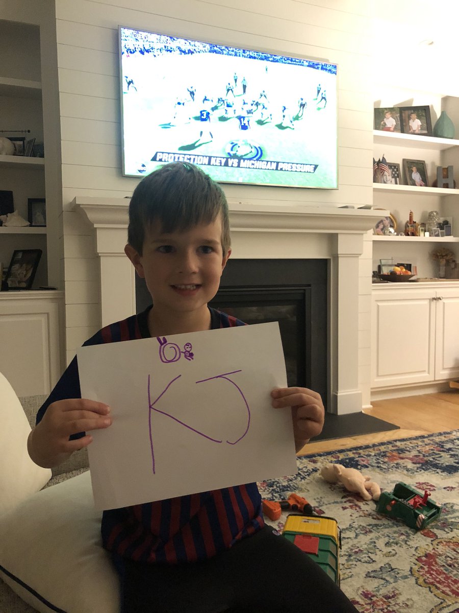 ahanhauser's tweet photo. @Kj_hamler Happy Halloween from your biggest fan 🎃 🏈 https://t.co/zmyTG5eR6Q