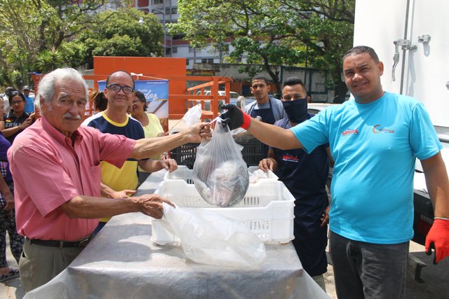 Insopesca's tweet photo. Desde el @Minpesca Garantizamos la ordenación de los recursos pesqueros y acuícolas del país. #YoSoyPuebloPescadorYAcuicultor https://t.co/a86gRbNbPP
