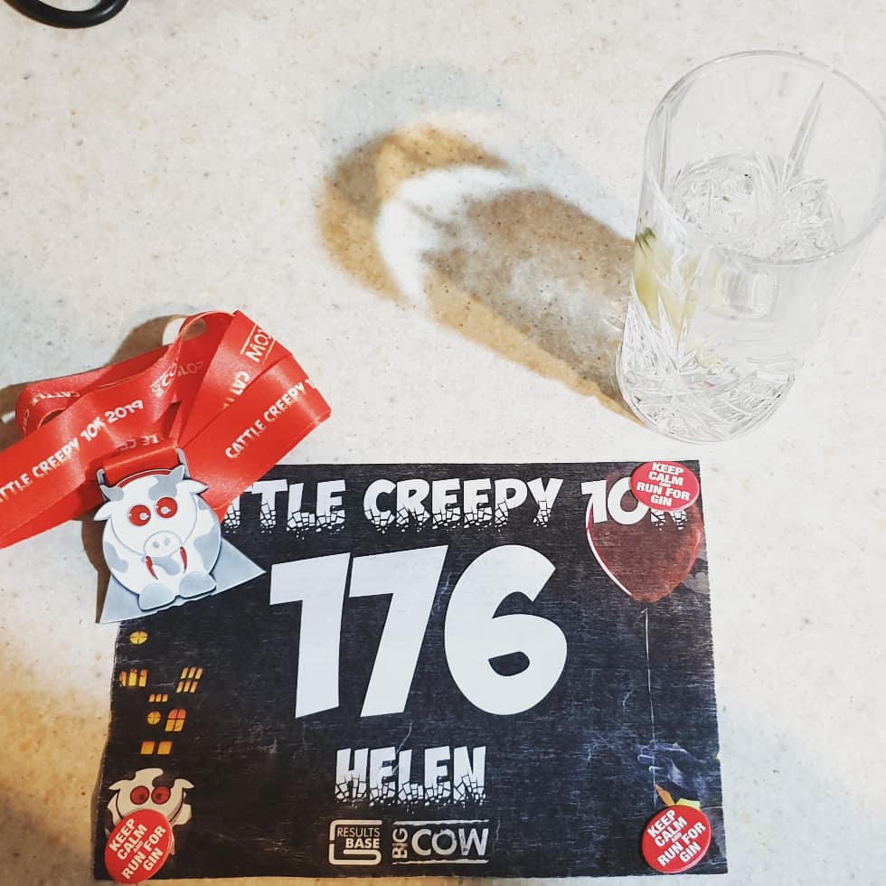 helen645's tweet photo. Great Halloween evening spent running... followed by a G&T (well earnt after today), a bacon sandwich and lemon drizzle cake! :) thanks for the company dad!
#cattlecreepy10k #halloween #halloweenrun #run #keepcalmandrunforgin #eveningrun #tunningwithdad #10krun #thursdaynightrun https://t.co/act9dIwmSJ