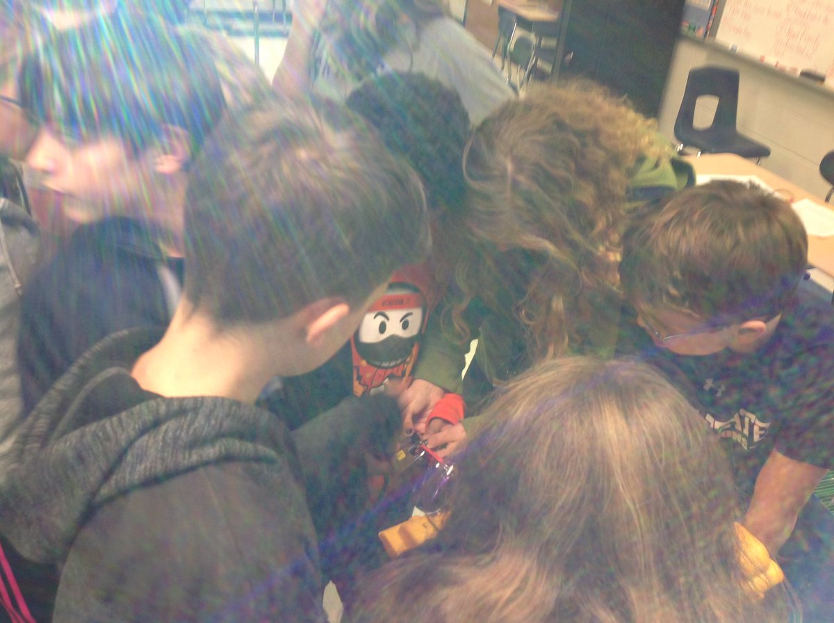 SandyGurss's tweet photo. 6th grade Breakout fun.  Teamwork was a key to success! @USD449 #PRMSRams https://t.co/guNYwF7JF7