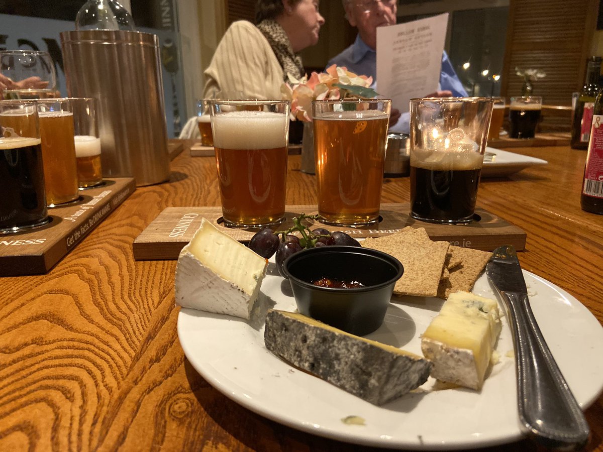 Is it beer tasting or cheese tasting? Im not so sure any more...mighty fine in any case..#tasteofcomber