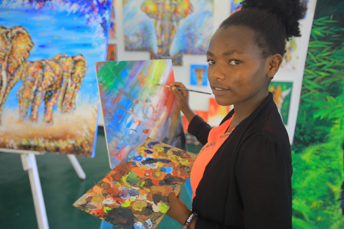 🎨Art Fair Thursday’s 

👤Join us for Thursday evening’s at the campsite to meet local artisans while encouraging domestic tourism. 

 <a href="/UNWTO/">UN Tourism</a> @africantourismboard <a href="/aluconservation/">ALU School Of Wildlife Conservation</a>