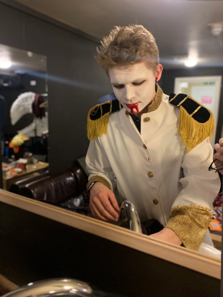 OMAM_Peru's tweet photo. Nanna &amp; Brynjar, disfraces de Halloween. https://t.co/Od7EJ1ZtW2