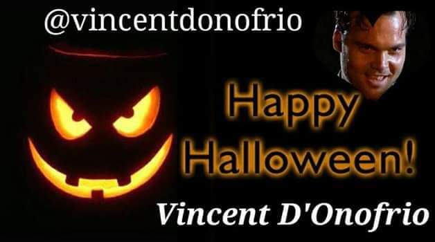 gomes_leann2019's tweet photo. @vincentdonofrio : I MISS U ON TWITTER N MUSS CHATTING WITH U @gomes_leann2019  @LeannGomes VINCENT D'ONOFRIO https://t.co/ztV0wNSdxe