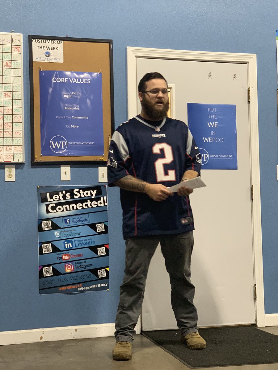 WepcoPlastics's tweet image. There is nothing like a great team! And we enjoyed celebrating our successes from the past quarter #EOSSystem #KanBan #ToolTimeReduction to enjoying holiday treats and introducing our new core values with our team today at the quarterly meeting!