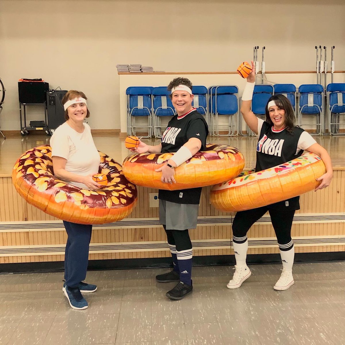 McNamaraBCSD's tweet photo. We have the most incredible staff at McNamara Elementary!  They go out of their way to celebrate with our students each and everyday!  @BCSDBEES @McNamaraBCSD https://t.co/BrE6qABBwK