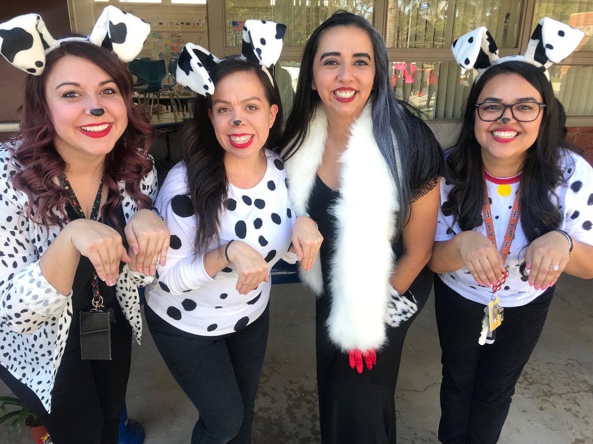 Raymond_School's tweet photo. Great book character day at Raymond :) students building bridges that can hold up pumpkins. https://t.co/bOMThpXNfO