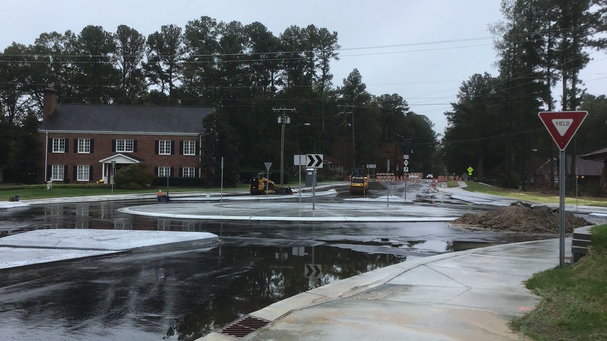 NCDOT_Triangle's tweet photo. DURHAM: We are putting the finishing touches on this roundabout at Hope Valley Road &amp; University Drive. We are aiming to open it sometime next week.
📺 Watch a video to learn how to navigate a roundabout here: https://t.co/SUkA4O1Y1X https://t.co/Y4bAyatpPS