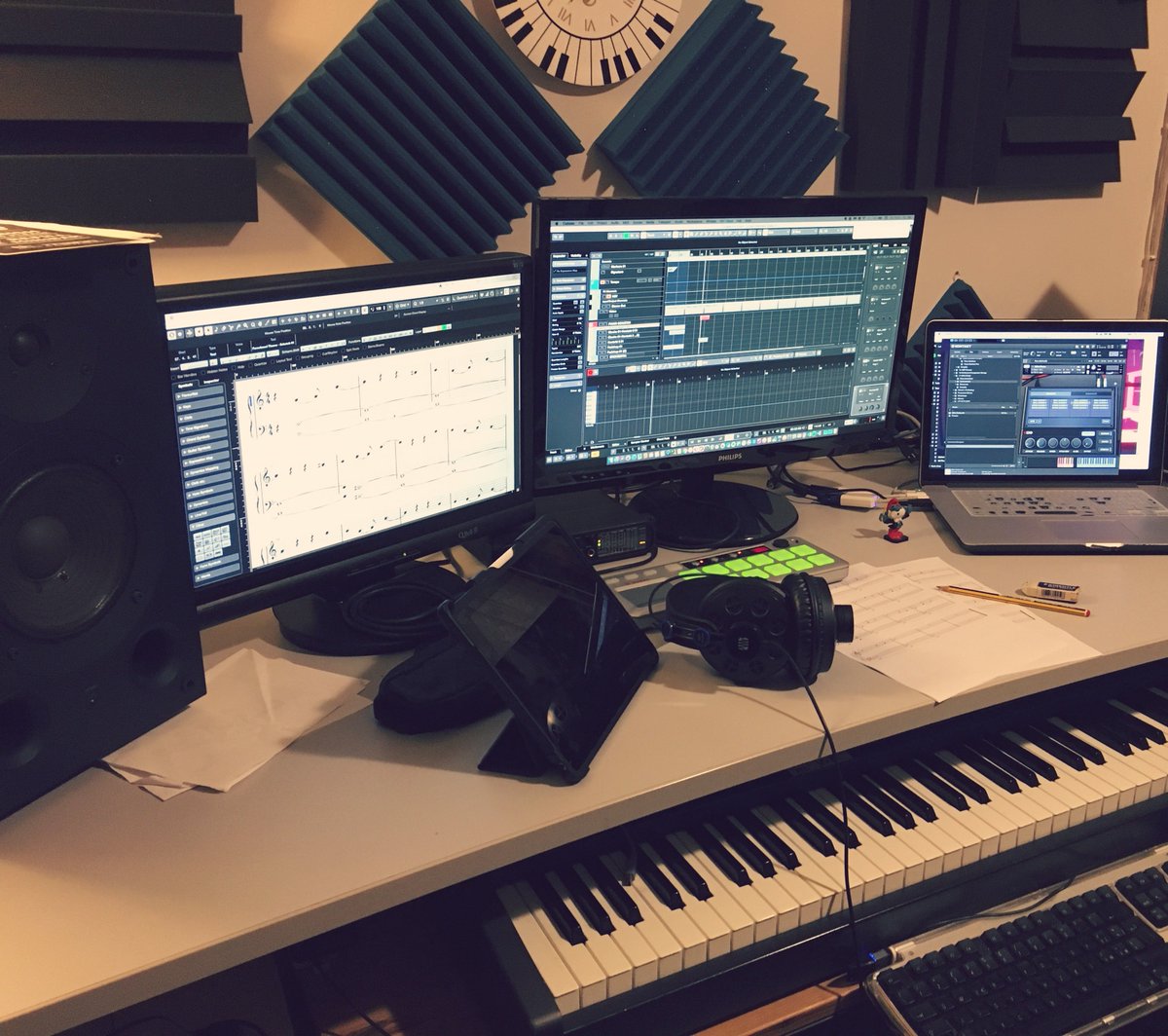 LuigidiGuida75's tweet photo. Working on the original soundtrack of a new amazing videogame project! 🎼🎮

#OST #gamemusic  #interactivemusic #GameAudio https://t.co/ln4Wa15k4c
