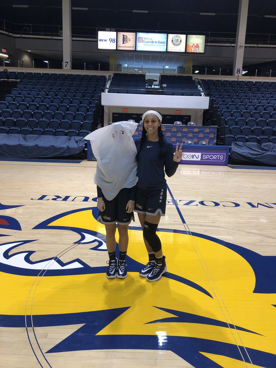 DrexelWBB's tweet photo. When you combine practice with Halloween, you get some scary competition! Happy Halloween! 🎃👻🐉🔥 #GoDragons #BasketBOOl https://t.co/b1FdrjH9FN