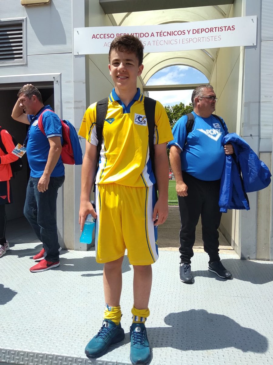 FCBESCUELATFE's tweet photo. Dos alumnos de nuesta Barça Academy Tenerife, SAMUEL y VICTOR han sido convocado por el Seleccionador Autonómico para entrenamiento de la Selección infantil TENERIFE, el miércoles día 06 de NOVIEMBRE en el CAMPO DE LA SALUD. Muchas felicidades y mucha suerte chicos!!! 👏💪⚽️🔵🔴 https://t.co/7nPM0zG6w4