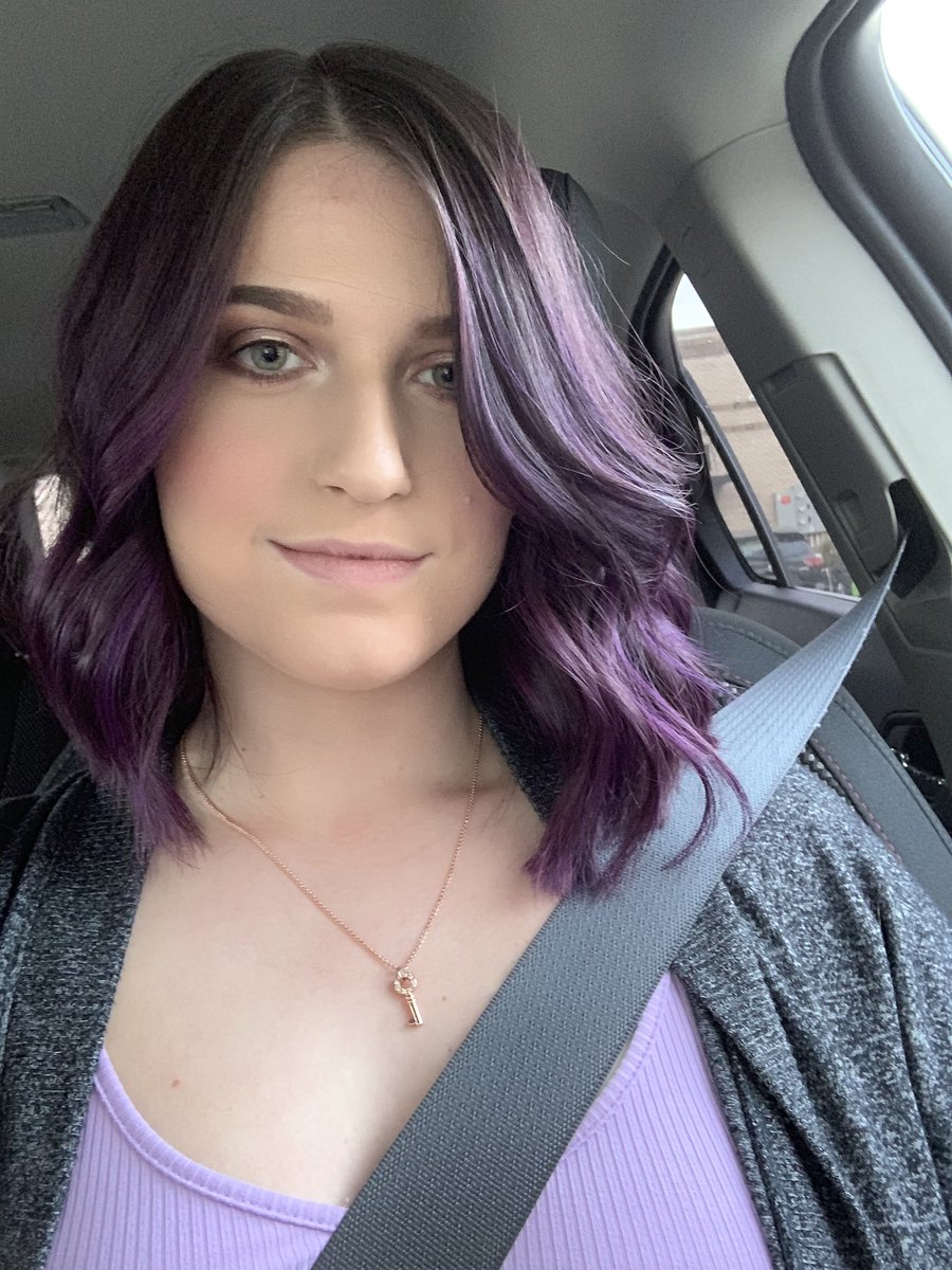 ALEventing's tweet image. I have amazing purple hair now.