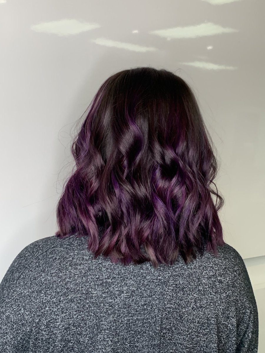 ALEventing's tweet image. I have amazing purple hair now.