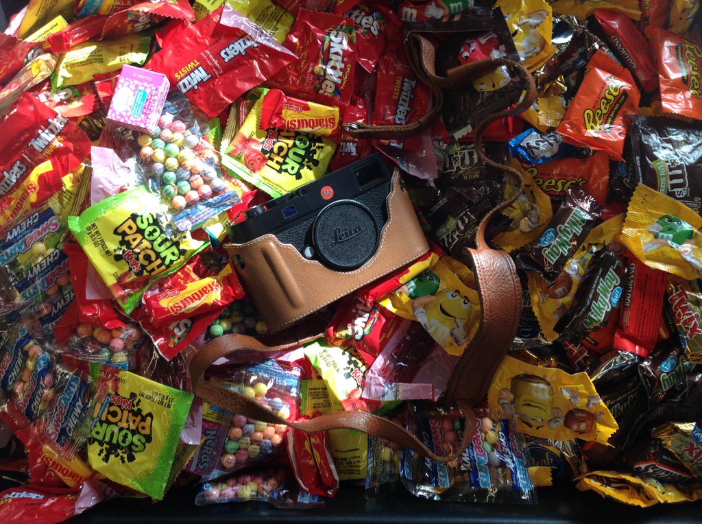 Cameratechs's tweet photo. Fix your sweet tooth at CameraTechs. Stop in before 6pm for a sugar lift on Halloween. https://t.co/ZqVIaX4WpC