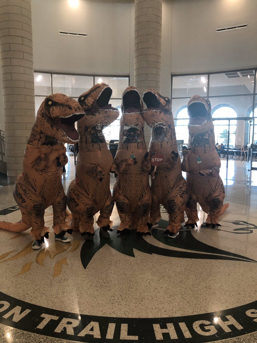 LebanonTrailHS's tweet photo. We apologize for delays in our drop-off lane this morning, but when dinosaurs come back from extinction there’s lots to see! #rawr #notextinctanymore #bettertogether https://t.co/IUoQT9KSjU