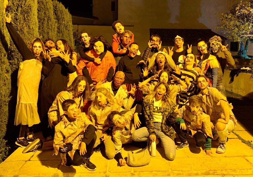 Merci encore aux ados et aux équipes de Pont Royal pour avoir participé à cette dernière soirée riche en frissons #Halloween #PierreEtVacances #Saison2019 #TheEnd #CréateursDeSouvenirs